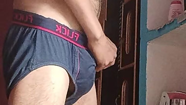 desi boy masturbation